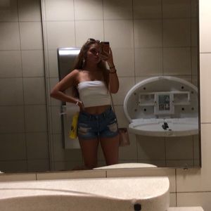 Meet your Posher, Carlie